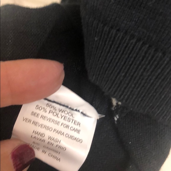 Sweater - Picture 5 of 5